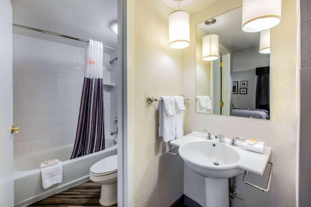 La Quinta Inn & Suites by Wyndham Fort Lauderdale Tamarac Image 20