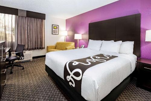 La Quinta Inn & Suites by Wyndham Fort Lauderdale Tamarac image 25