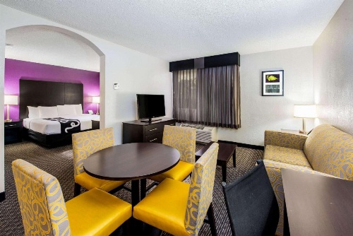 La Quinta Inn & Suites by Wyndham Fort Lauderdale Tamarac image 26