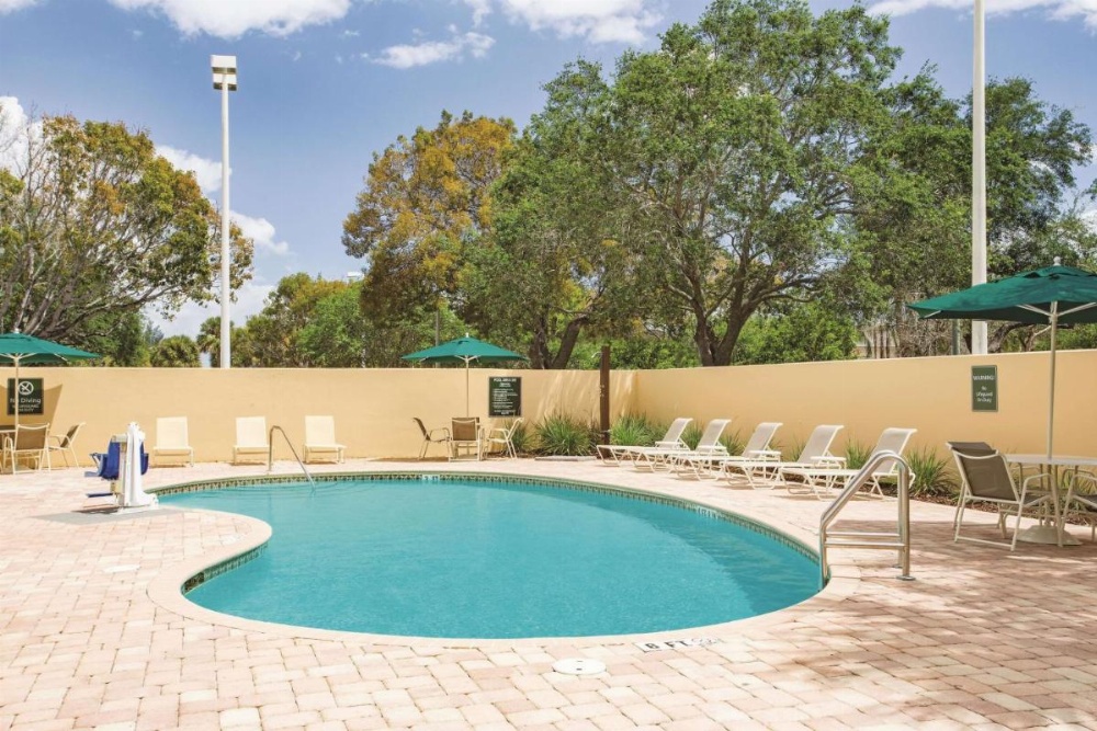 La Quinta Inn & Suites by Wyndham Fort Lauderdale Tamarac Image 35
