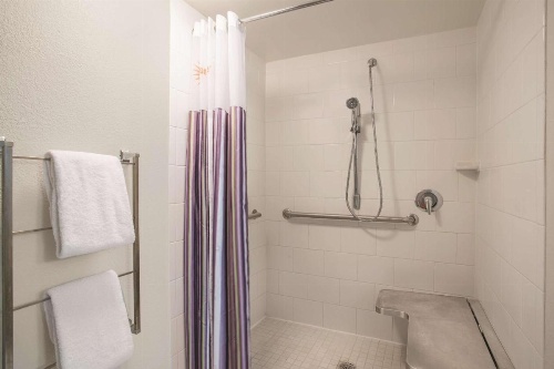 La Quinta Inn & Suites by Wyndham Fort Lauderdale Tamarac image 37
