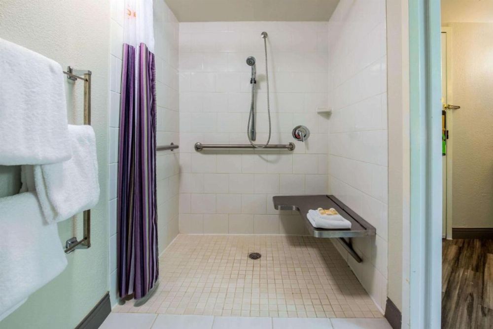 La Quinta Inn & Suites by Wyndham Fort Lauderdale Tamarac Image 7